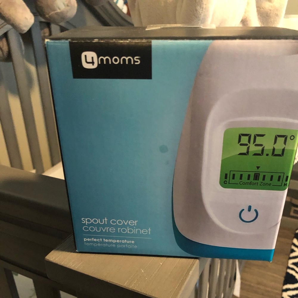4moms spout cover thermometer